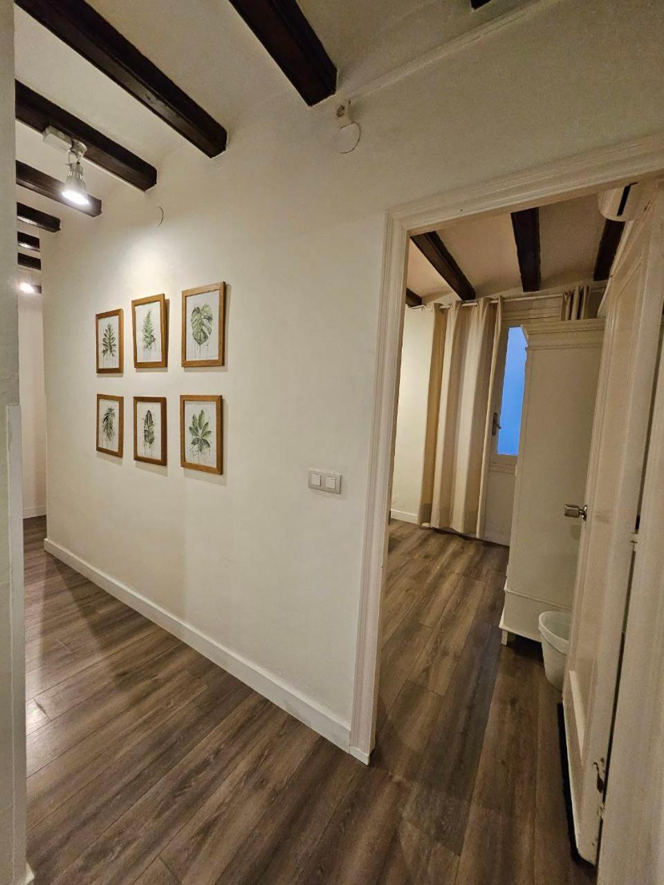 Family Flat Near Ramblas Bcn 5 Rooms Barcelona Exterior photo