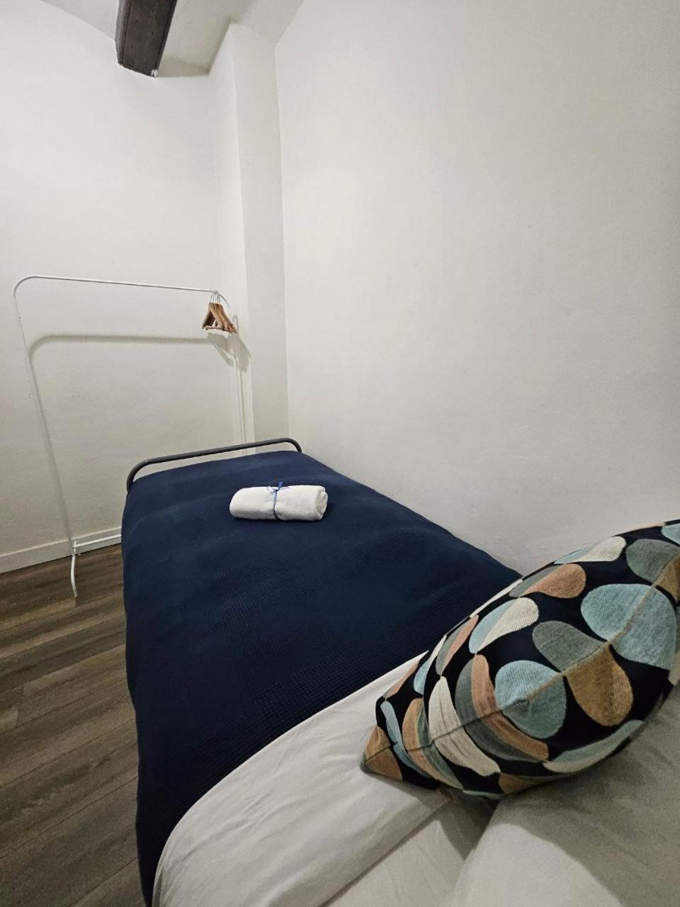 Family Flat Near Ramblas Bcn 5 Rooms Barcelona Exterior photo